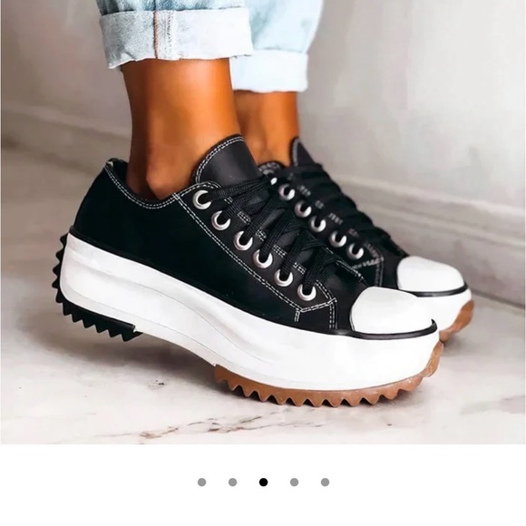 houston ridge Shoes - NIP Houston Ridge size 40 (9) Black and White Women's Sneakers